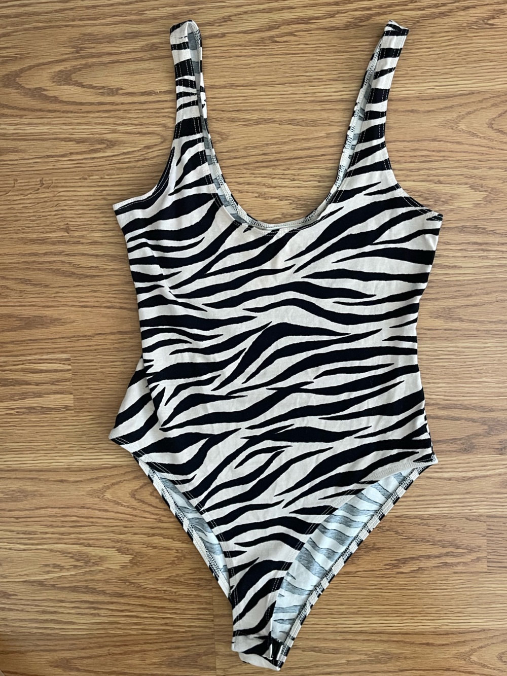 Zebra bodysuit Miss Selfridge baddie like new size 4/small bold bodycon
